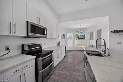 2619 NW 10th Ter, Cape Coral, FL 33993 - Photo 10