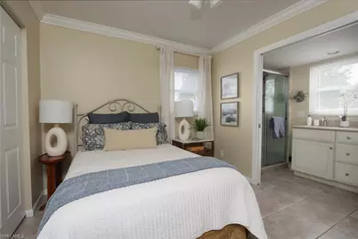 940 3rd St S #101, Naples, FL 34102 - Photo 10