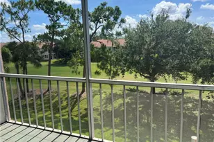 200 Turtle Lake Ct, Naples, FL 34105 - Photo 4