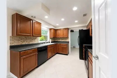 4980 Coral Wood Dr, Naples, FL 34119 - Photo 8