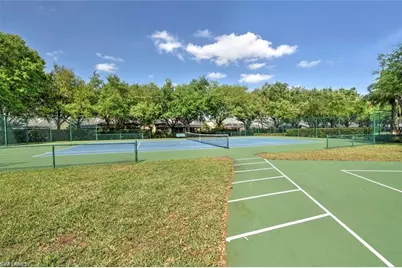 8359 Laurel Lakes Blvd, Naples, FL 34119 - Photo 40