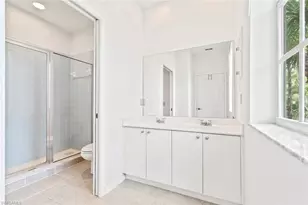 3308 Lisa Ln, Naples, FL 34109 - Photo 18