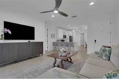 13466 Kent St, Naples, FL 34109 - Photo 4