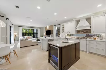 2882 Cinnamon Bay Cir, Naples, FL 34119 - Photo 14