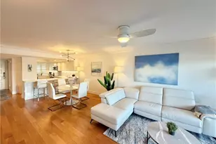 12945 Vanderbilt Dr, Naples, FL 34110 - Photo 10