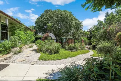 401 Panay Ave, Naples, FL 34113 - Photo 32