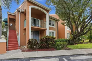 1270 Wildwood Lakes Blvd, Naples, FL 34104 - Photo 24