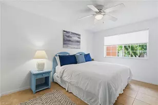 1270 Wildwood Lakes Blvd, Naples, FL 34104 - Photo 16