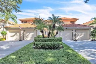 250 Robin Hood Cir #202, Naples, FL 34104 - Photo 2