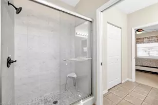 250 Robin Hood Cir, Naples, FL 34104 - Photo 24