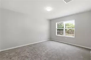 27580 Los Amigos Ln, Bonita Springs, FL 34135 - Photo 20