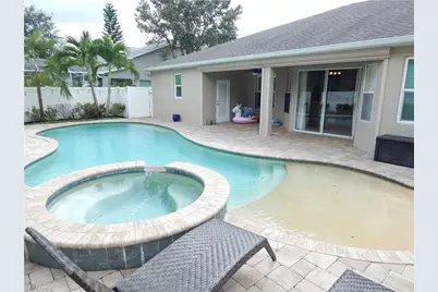 349 Sweet Bay Ln, Naples, FL 34119 - Photo 30