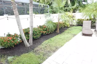 349 Sweet Bay Ln, Naples, FL 34119 - Photo 26