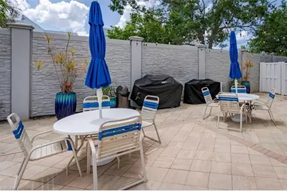 834 Gulf Pavilion Dr #204, Naples, FL 34108 - Photo 30
