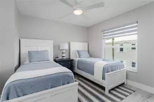 834 Gulf Pavilion Dr, Naples, FL 34108 - Photo 24