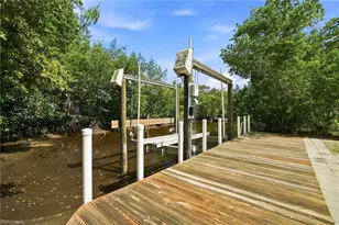 105 Cardinal Ct, Other, FL 34141 - Photo 2