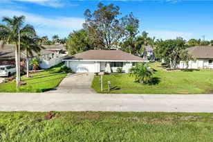 1224 SE 21st Pl, Cape Coral, FL 33990 - Photo 32