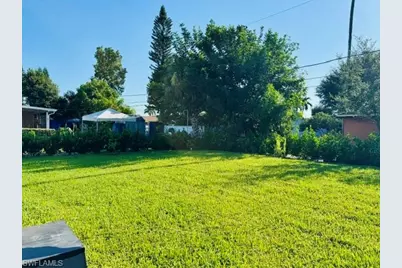 2142 55th Ter SW #B, Naples, FL 34116 - Photo 16