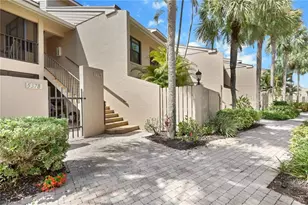5376 Fox Hollow Dr, Naples, FL 34104 - Photo 2