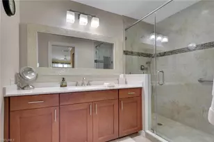 5376 Fox Hollow Dr, Naples, FL 34104 - Photo 24