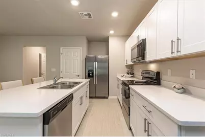 15457 Wildflower Cir, Naples, FL 34119 - Photo 6