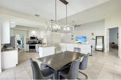 28032 Eagle Ray Ct, Bonita Springs, FL 34135 - Photo 4