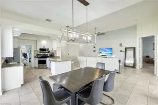 28032 Eagle Ray Ct, Bonita Springs, FL 34135 - Photo 4