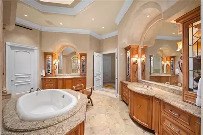 9663 Mashie Ct, Naples, FL 34108 - Photo 16