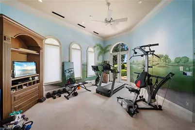 9663 Mashie Ct, Naples, FL 34108 - Photo 32
