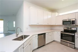 2599 Vine Ave, Naples, FL 34120 - Photo 6