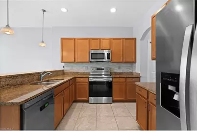 14796 Sutherland Ave #421, Naples, FL 34119 - Photo 16