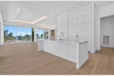 901 Gulf Shore Blvd N #A-203, Naples, FL 34102 - Photo 10