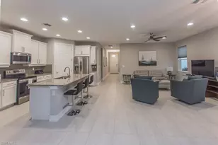14670 Catamaran Pl, Naples, FL 34114 - Photo 4