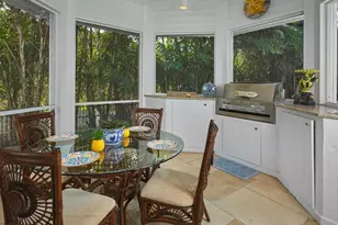 2750 Treasure Ln, Naples, FL 34102 - Photo 26