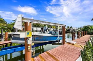 2211 Kingfish Rd, Naples, FL 34102 - Photo 4