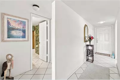 10686 Gulf Shore Dr #206, Naples, FL 34108 - Photo 4