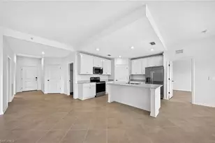 20520 Hazelnut Ct S, Lehigh Acres, FL 33936 - Photo 10