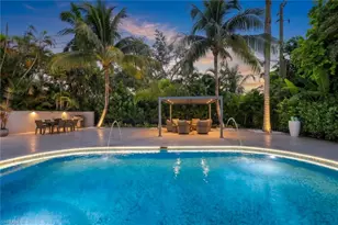 1095 Sandpiper St, Naples, FL 34102 - Photo 44