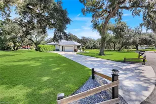 628 Harbor Dr, Labelle, FL 33935 - Photo 48