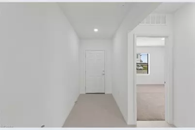 624 Oasis Lake Pl, Lehigh Acres, FL 33936 - Photo 28