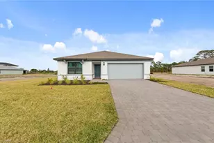 624 Oasis Lk Pl, Lehigh Acres, FL 33936 - Photo 2