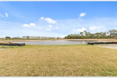 624 Oasis Lake Pl, Lehigh Acres, FL 33936 - Photo 24