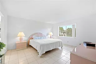 4070 Looking Glass Ln, Naples, FL 34112 - Photo 14