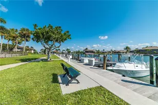 591 Seaview Ct, Marco Island, FL 34145 - Photo 38