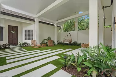 2751 68th St SW, Naples, FL 34105 - Photo 8