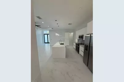 3208 16th Ave SE, Naples, FL 34117 - Photo 10