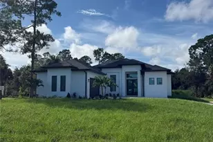 3208 16th Ave SE, Naples, FL 34117 - Photo 2