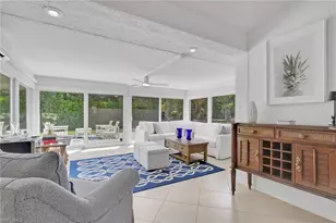 437 Fox Den Cir, Naples, FL 34104 - Photo 4