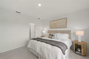 612 Oasis Lk Pl, Lehigh Acres, FL 33936 - Photo 24
