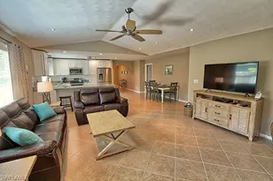 793 97th Ave N, Naples, FL 34108 - Photo 4
